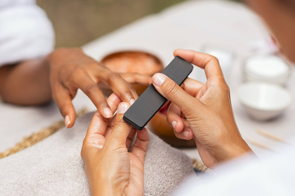 Luxury Nail & Spa